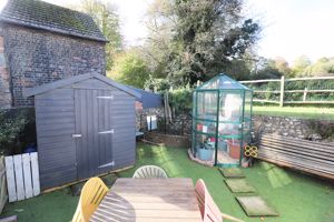 Photo 25- click for photo gallery